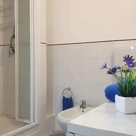 La Pomelia Apartment